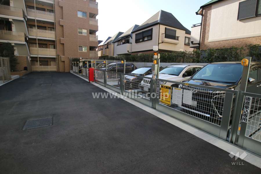 敷地内駐車場（屋外機械式）
