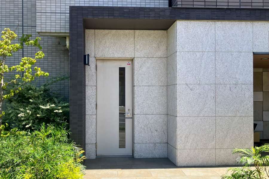 敷地の出入口