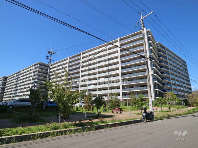 プラウドシティ伊丹の外観(南東側から)