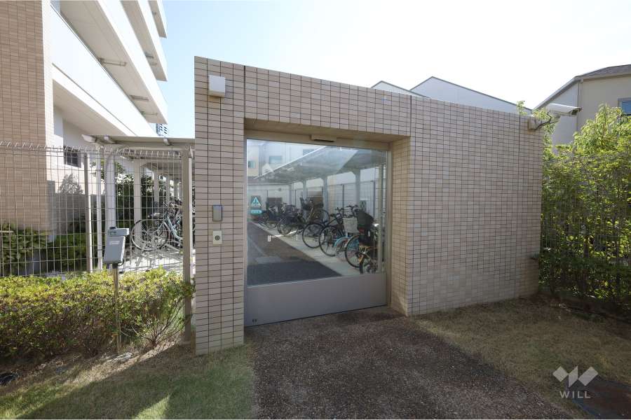駐輪場の出入口