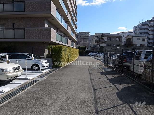敷地内駐車場（屋外機械式）