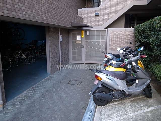 バイク置き場