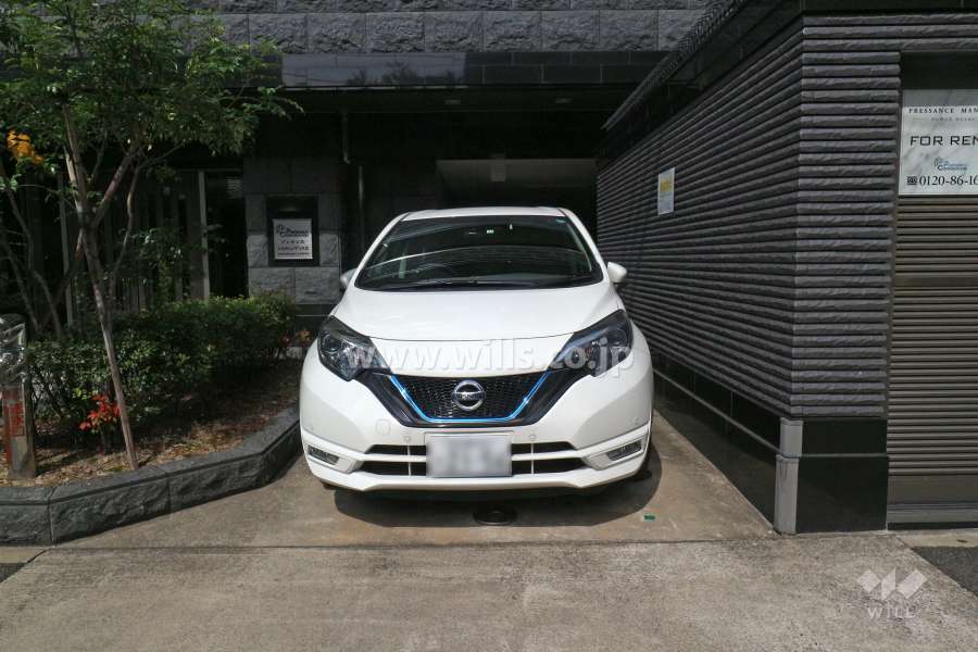 敷地内駐車場（屋外平面式）