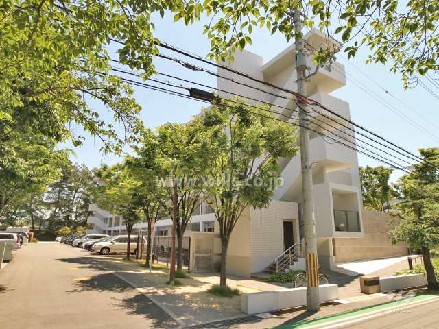 マージュ西宮一里山の外観(北西側から)