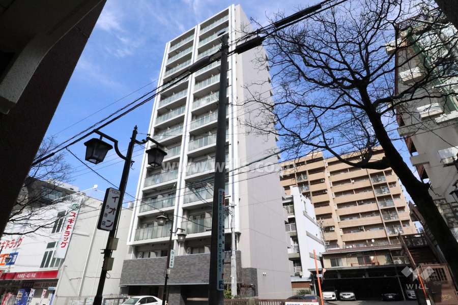 ハーモニーレジデンス名古屋今池の外観上部（南東側から）