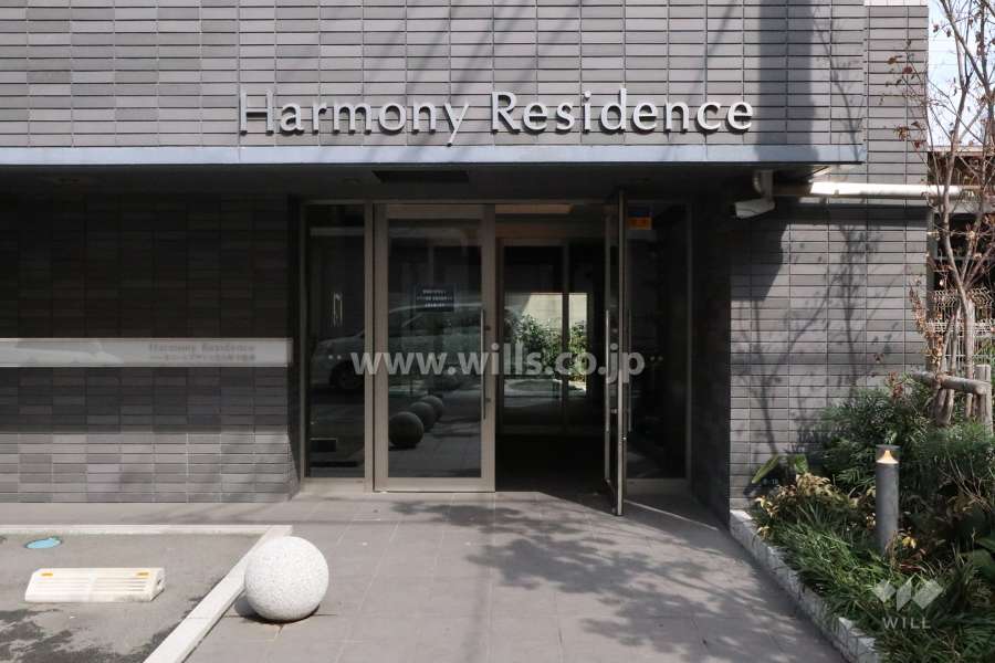 エントランス（正面）