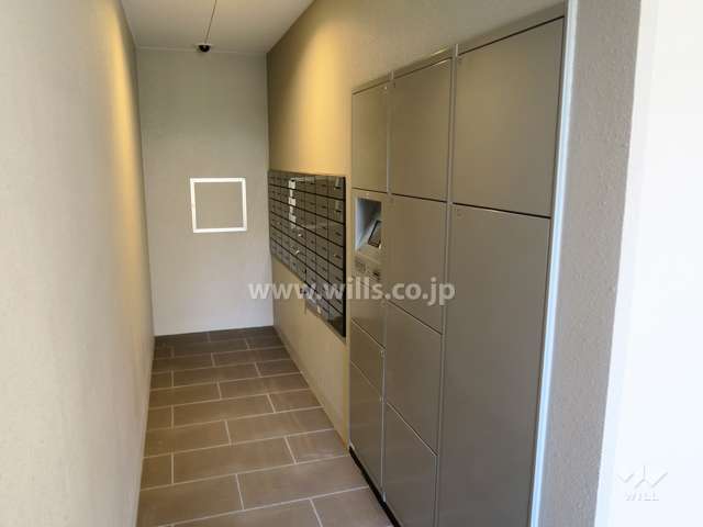 宅配ボックスと共用ポスト