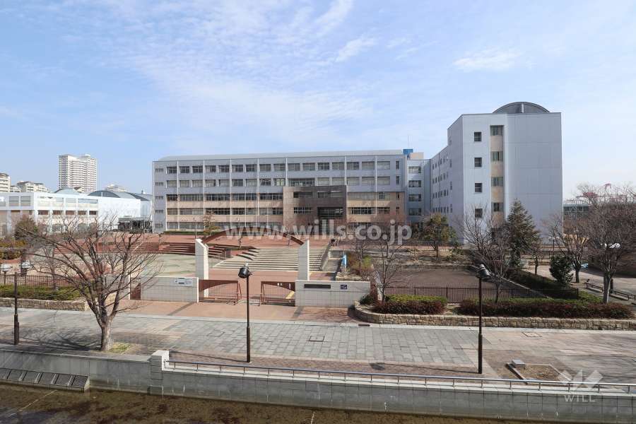 神戸市立六甲アイランド高等学校