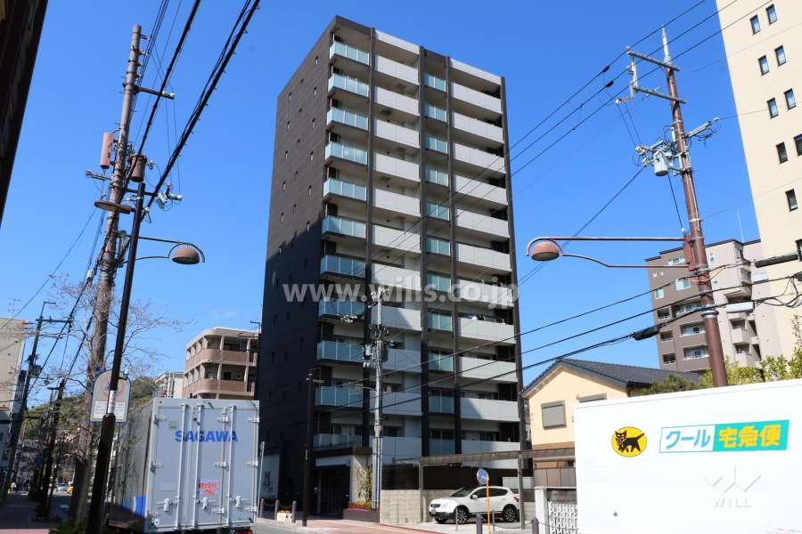 ミラージュパレス池田さくら通りの外観（南西側から）