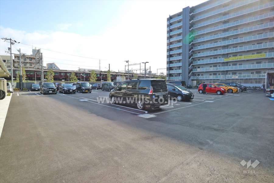 敷地内駐車場(屋外平面式)