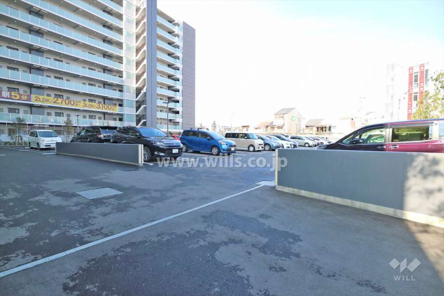 敷地内駐車場(屋外平面式)
