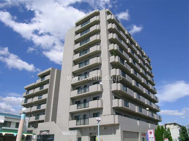 コート豊中新千里南町の外観（南西側から）