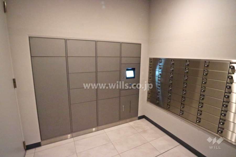 宅配ボックスと共用ポスト