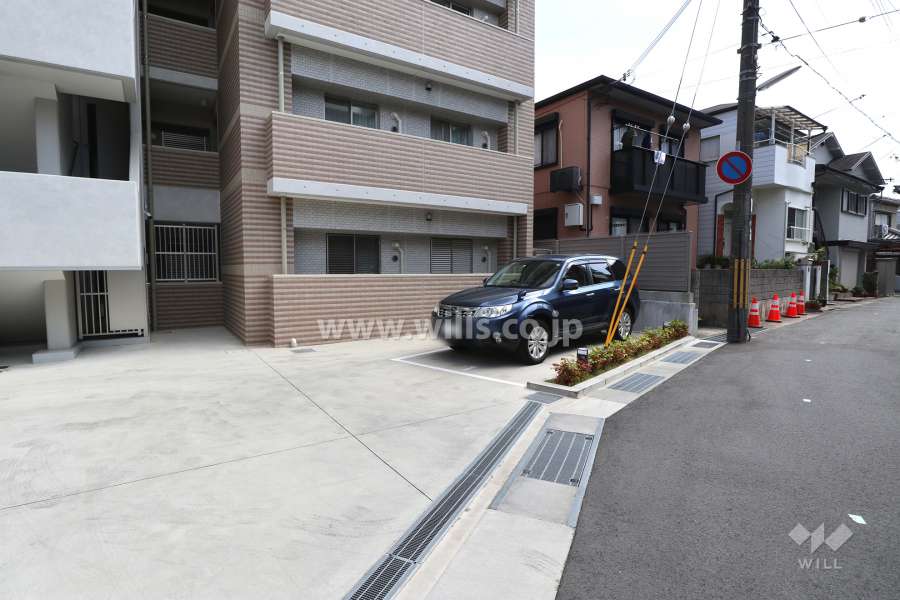 敷地内駐車場（屋外平面式）