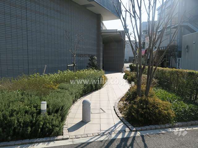 エントランスアプローチ