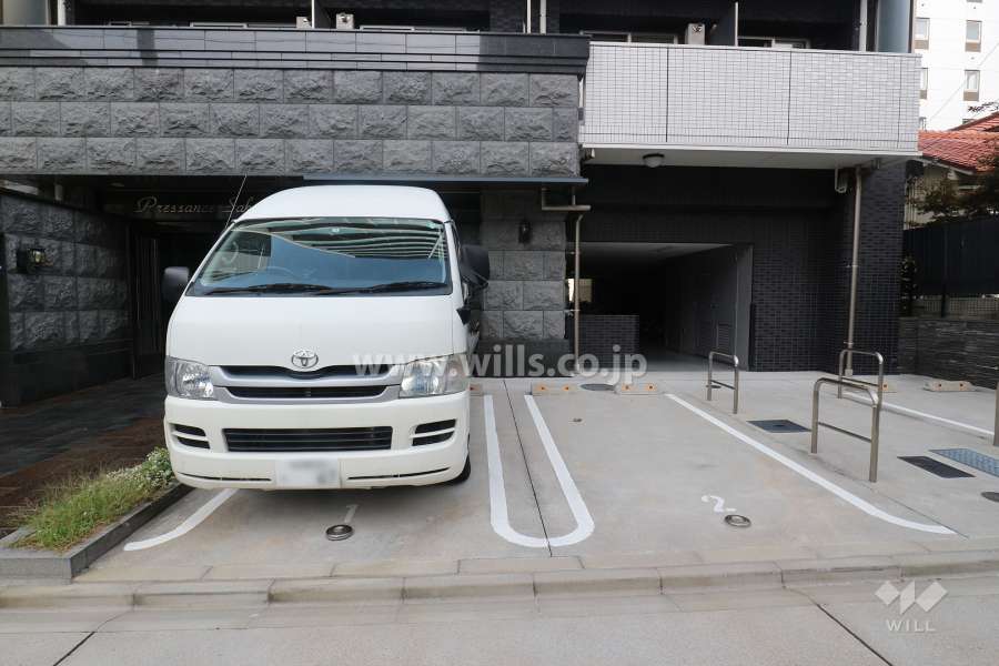 敷地内駐車場（屋外平面式）