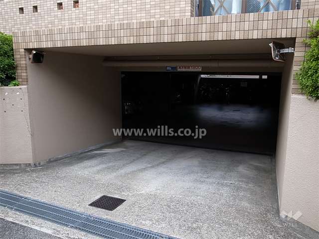 駐車場入口