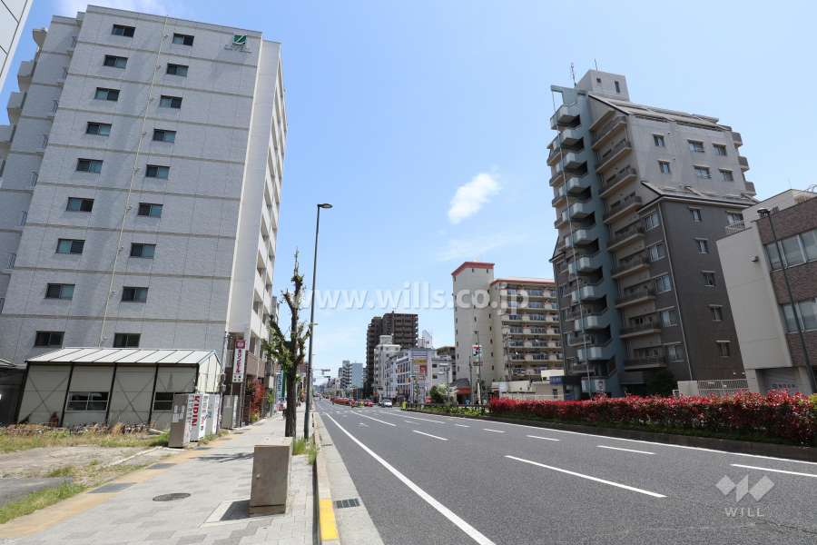 敷地南側の前面道路（国道2号線）