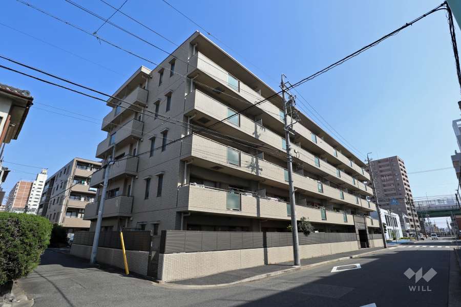 サンマンションアトレ東海通の外観（南西側から）