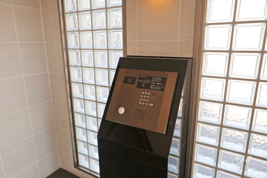 オートロックの操作盤