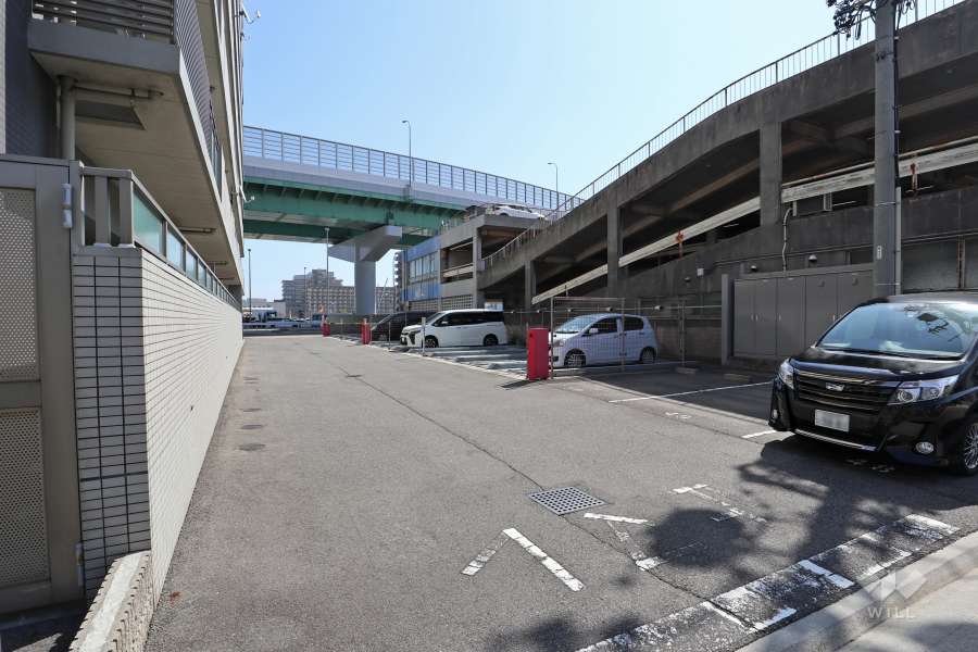 駐車場の出入り口・敷地内駐車場（屋外機械式）