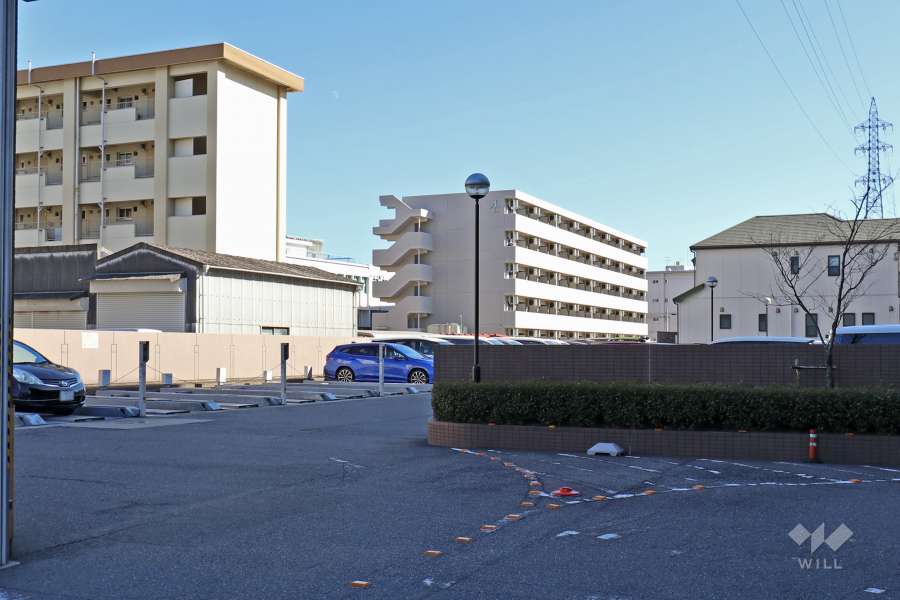 敷地内駐車場（屋外機械式）