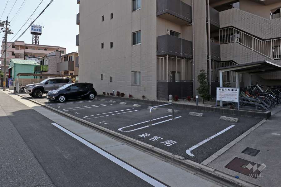 来客者用駐車場