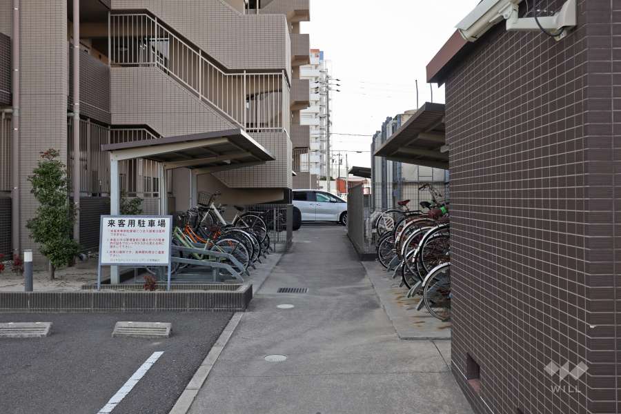 駐輪場