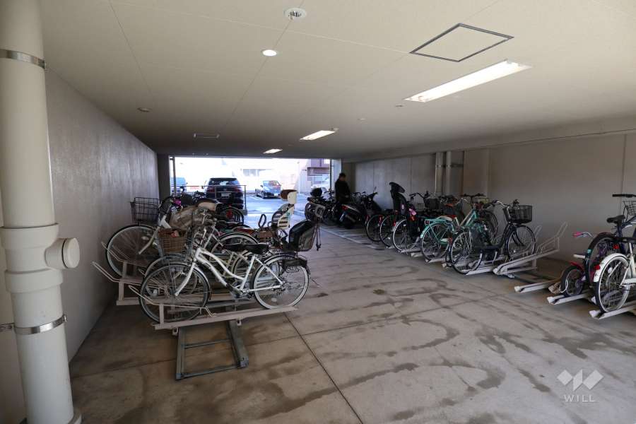 駐輪場、バイク置場