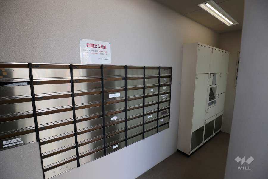 宅配ボックスと共用ポスト