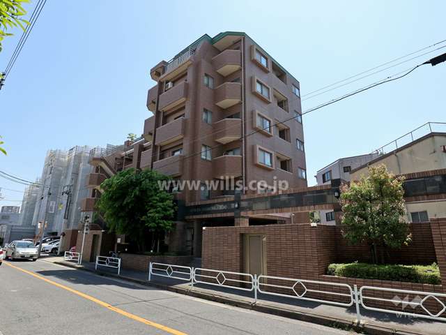 ロイヤルアーク千種谷口町の外観(北西側から)