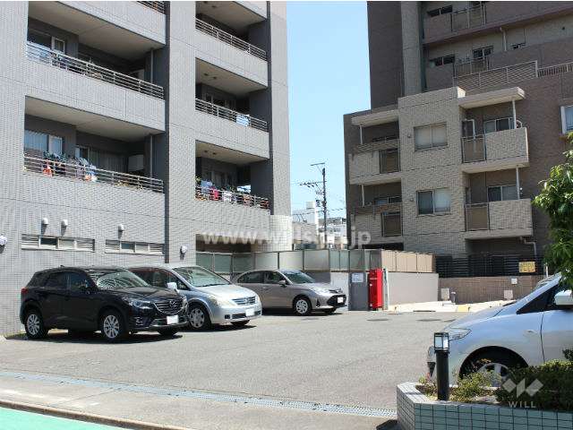 敷地内駐車場（屋外平面式）