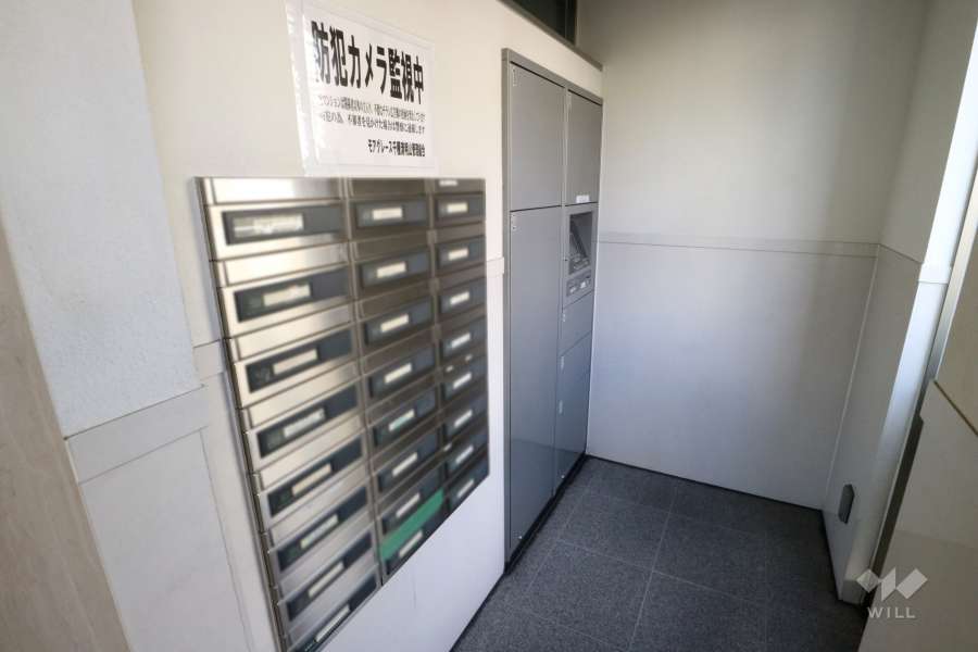 共用ポストと宅配ボックス
