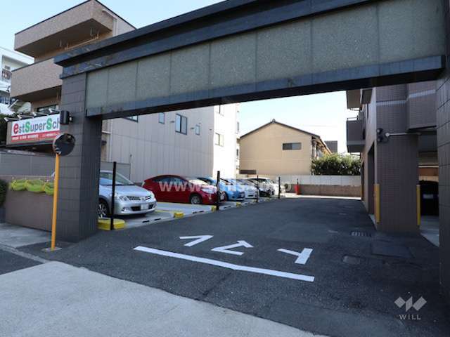 敷地内駐車場（屋外機械式）