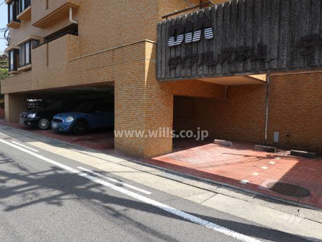 敷地内駐車場(屋外平面式・屋内平面式)