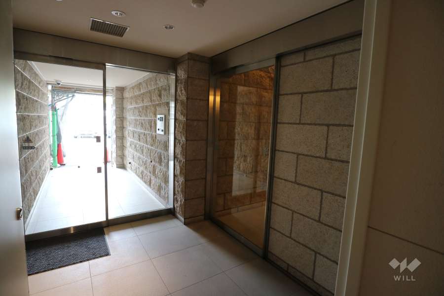 サブエントランス