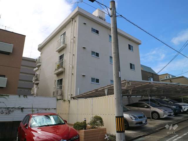 パラシオン月見坂の外観（北東側から）