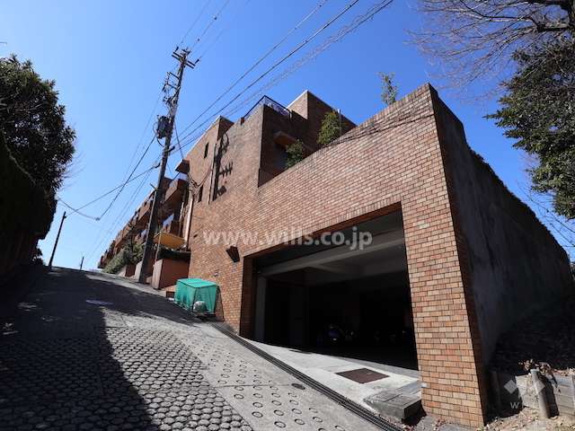 ルミエール東山公園Fの外観（北東側から）