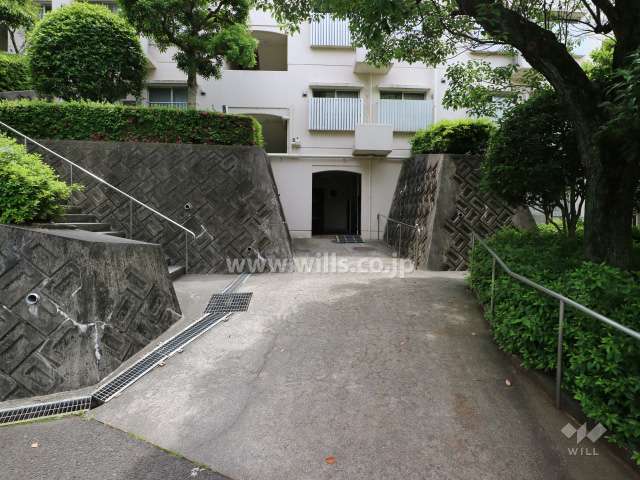エントランスアプローチ