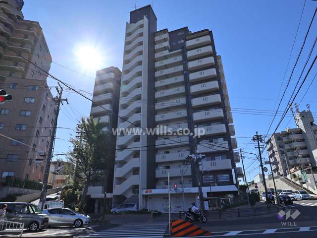 グリーンコーポ茶屋ヶ坂の外観（北西側から）