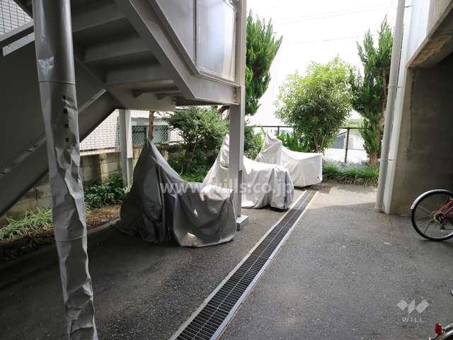 バイク置場