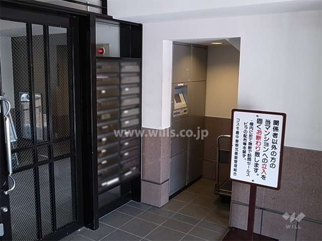 共用ポストと宅配ボックス