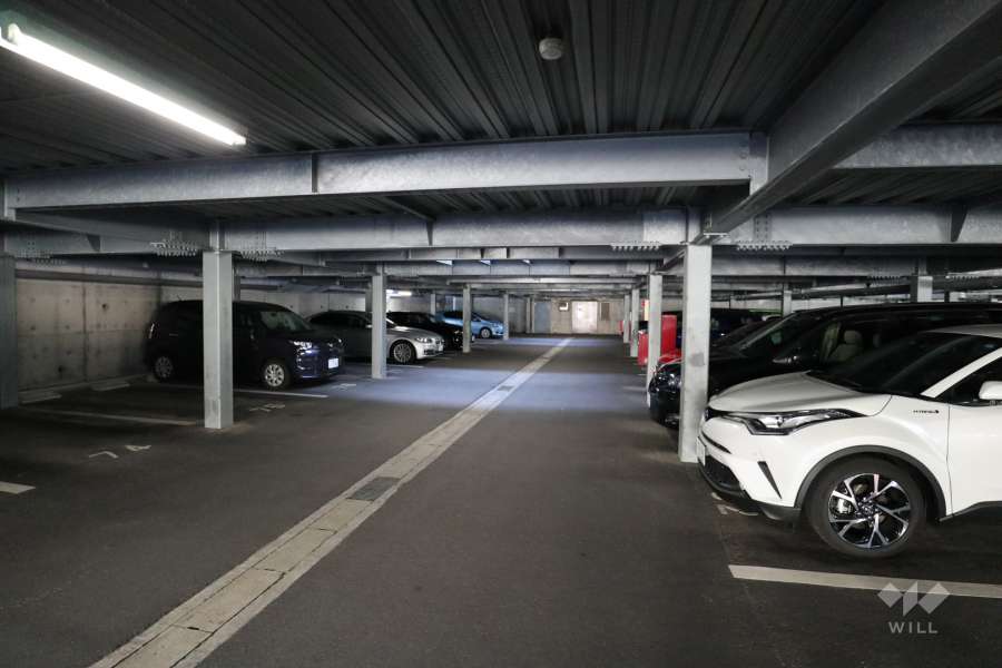 敷地内駐車場（屋内平面式）