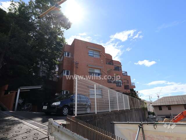 三旺マンション本山の外観（北側から）
