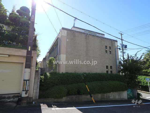 グレイス本山A棟の外観（北側から）
