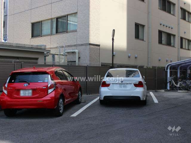 敷地内駐車場（屋外平面式）