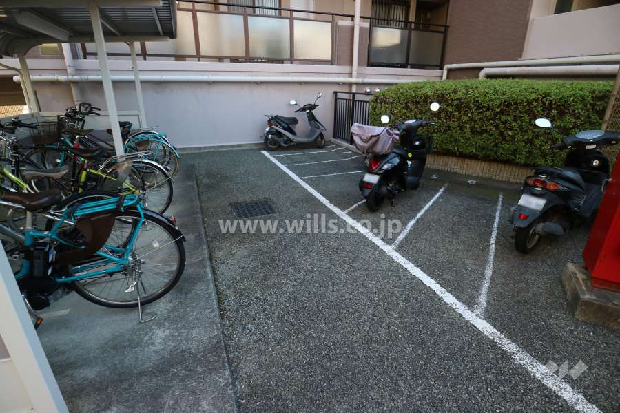 バイク置き場