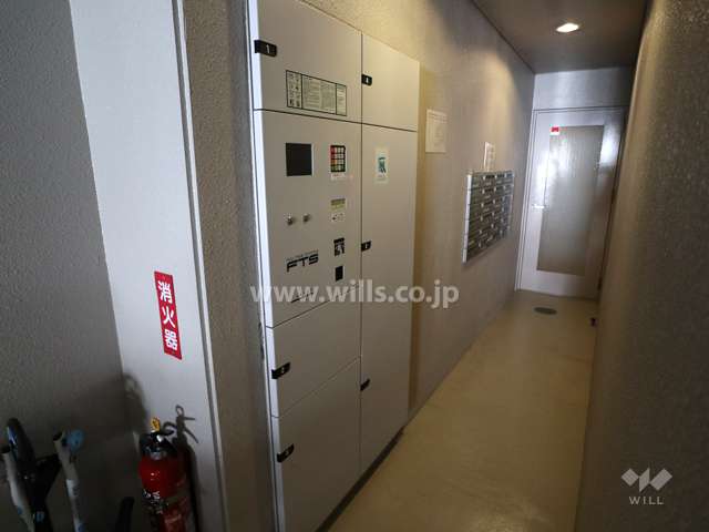 宅配ボックスと共用ポスト