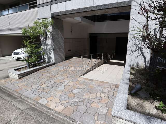 エントランスアプローチ