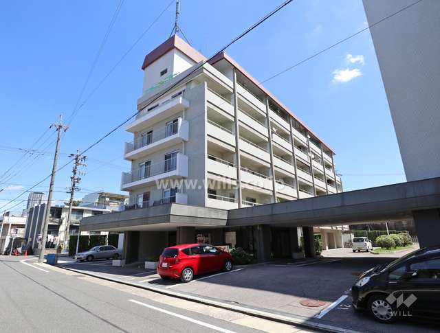 シーアイマンション千種N棟の外観（南西側から）